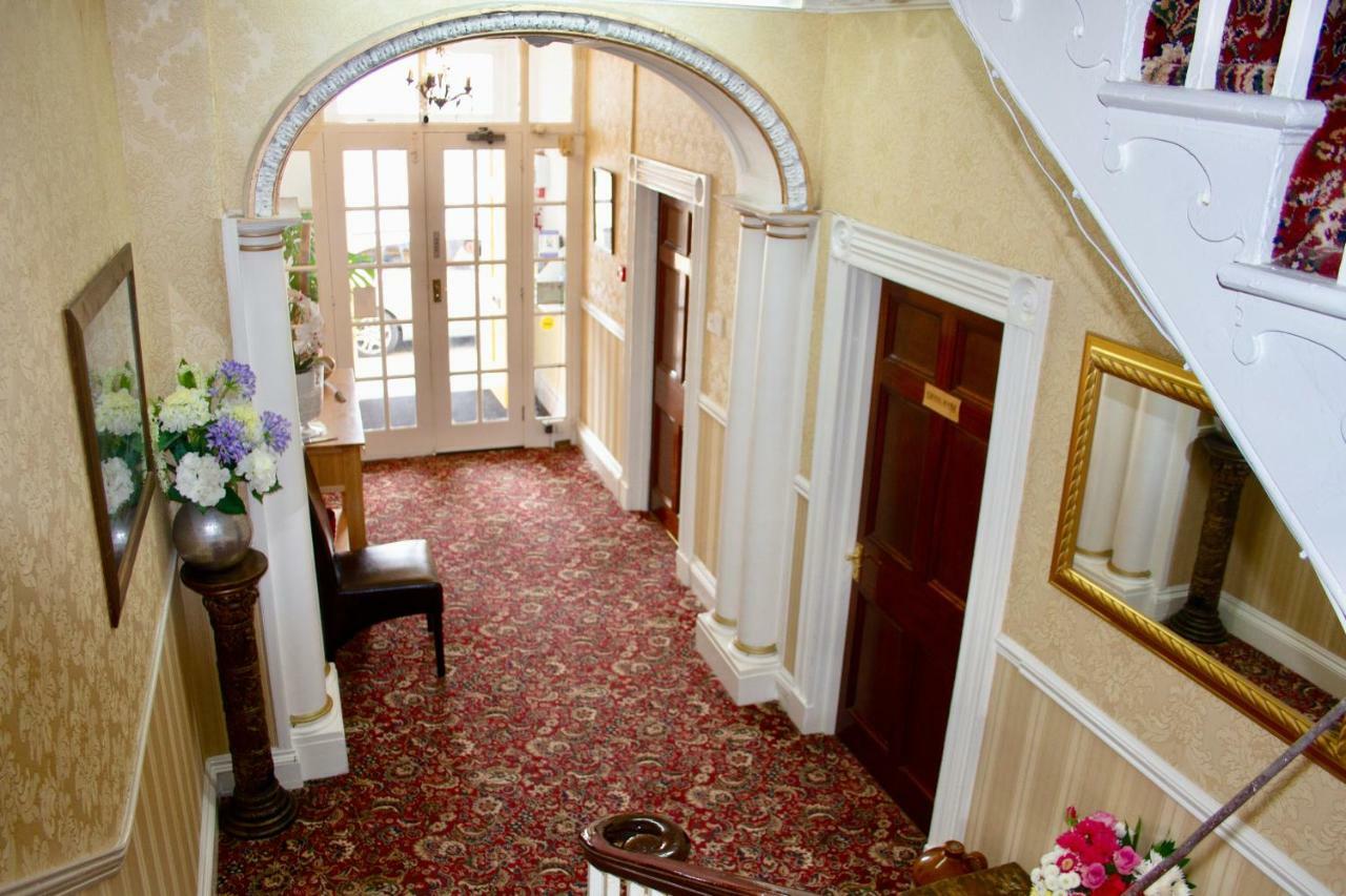 Helmsman Guesthouse Aberystwyth Bagian luar foto